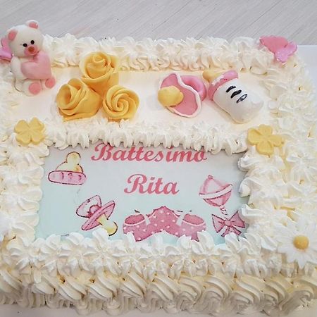 B&B La Casetta Di Lilly อเมเลีย ภายนอก รูปภาพ
